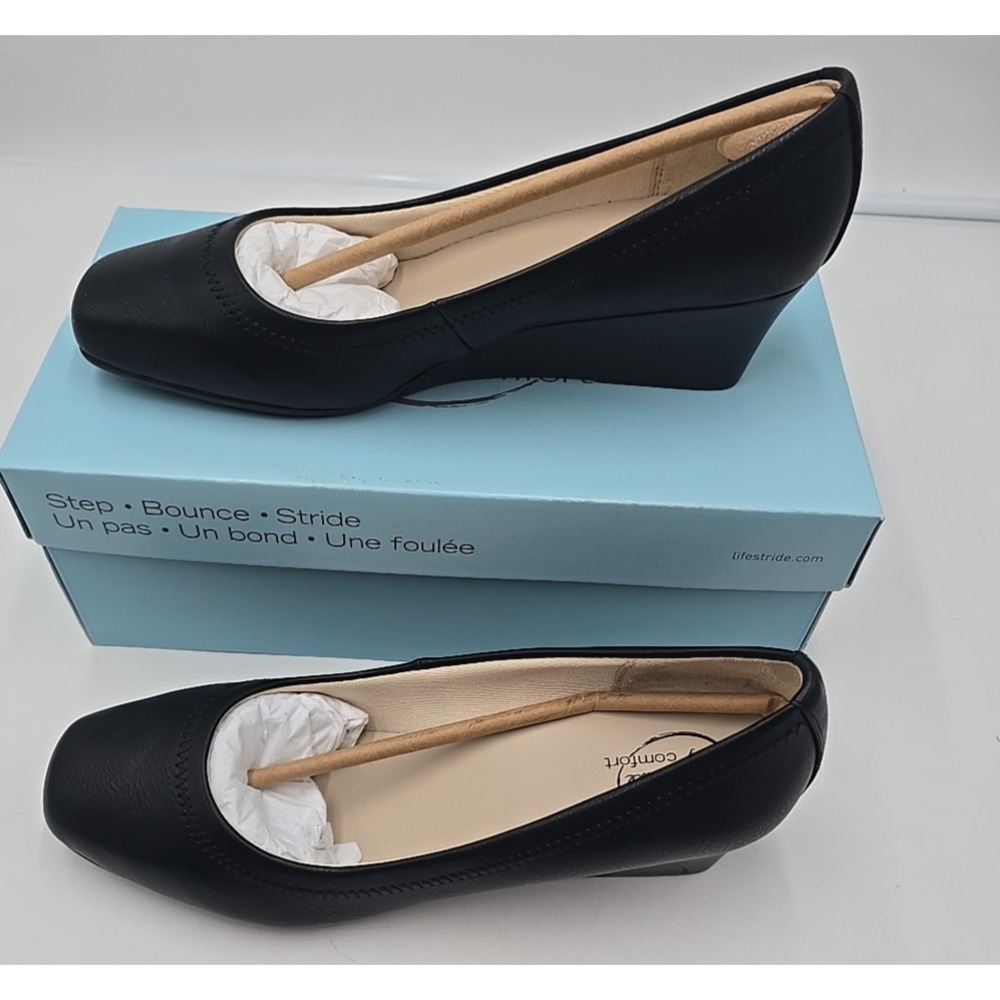 Size 9.5 Life Stride Simply Comfort Groovy Cowgirl Black Slip On‎ Wedge Shoes